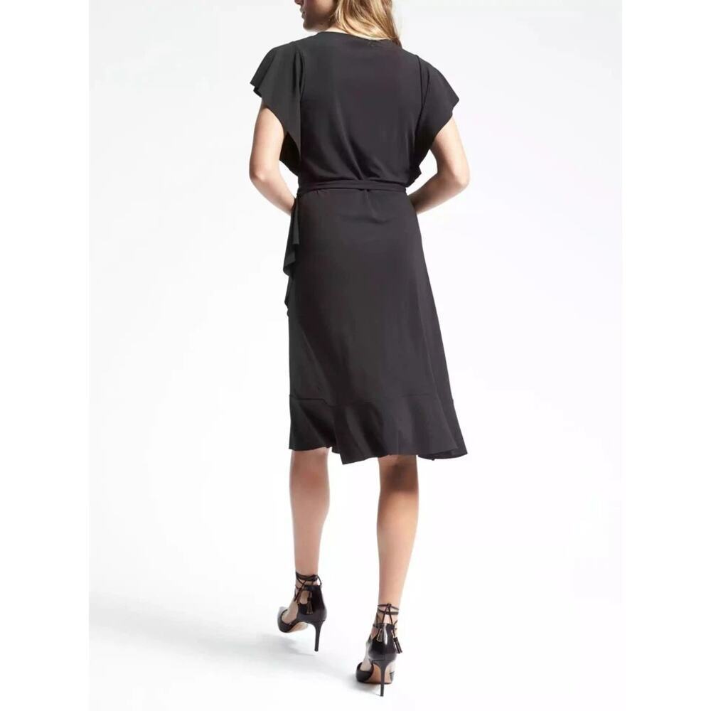 Banana Republic Short Sleeve V-Neck Flounce Wrap Dress Black Women's Size M NWT - Picture 2 of 9